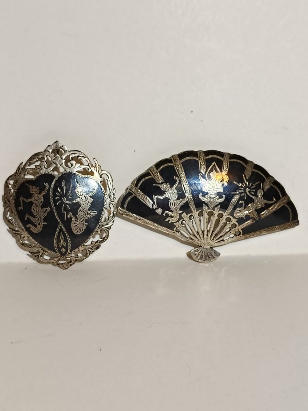 Vintage Siam Sterling Silver Niello Brooch Set - Heart & Fan Goddess Mekkala